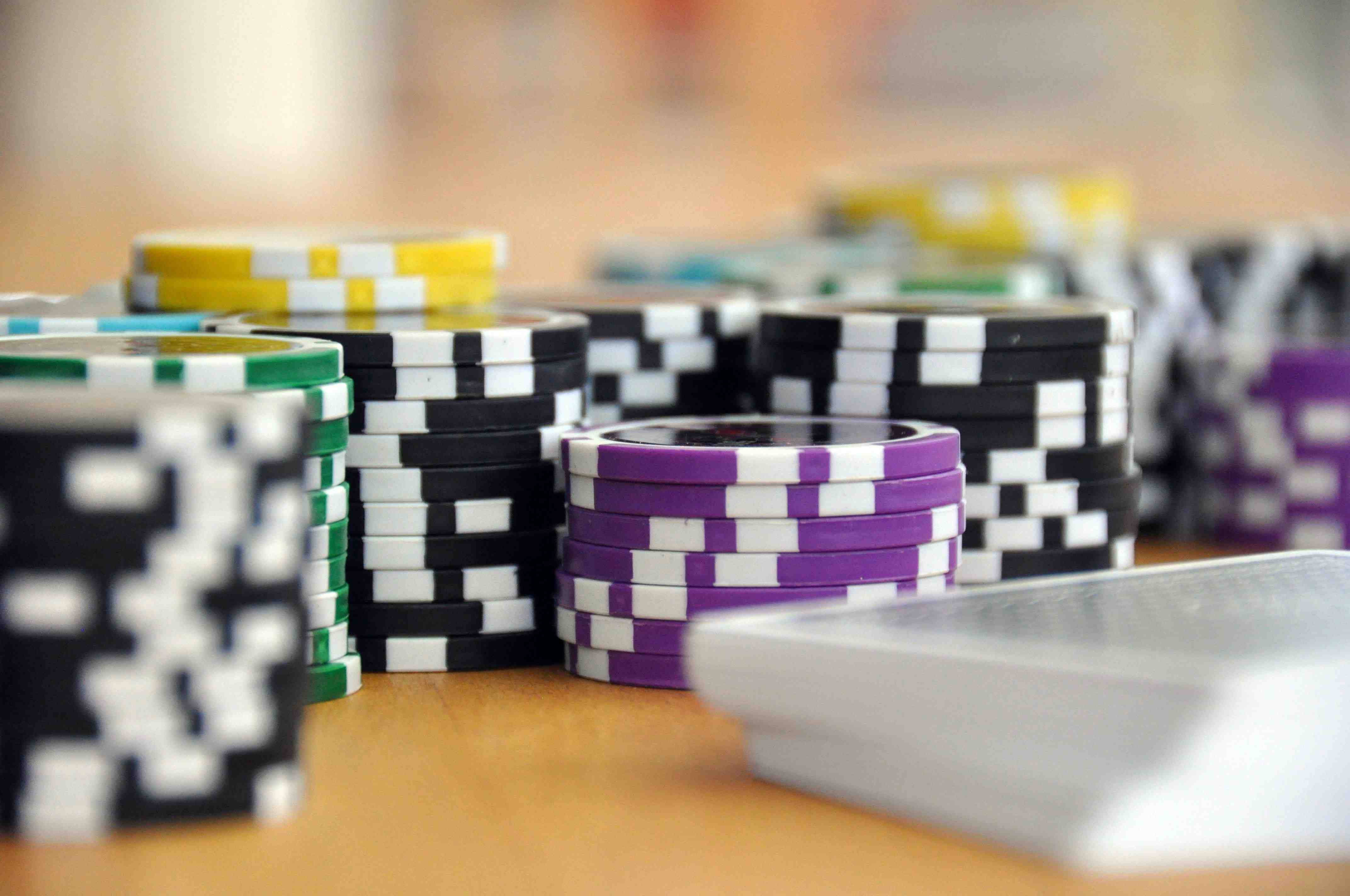 565 bet